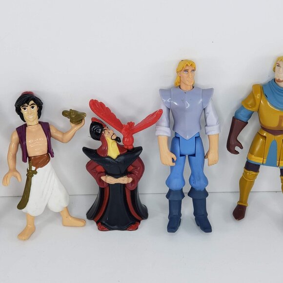 Vintage Disney Action Figure Lot Aladdin Jafar John Smith Phoebus 6-Piece Set - Picture 4 of 12